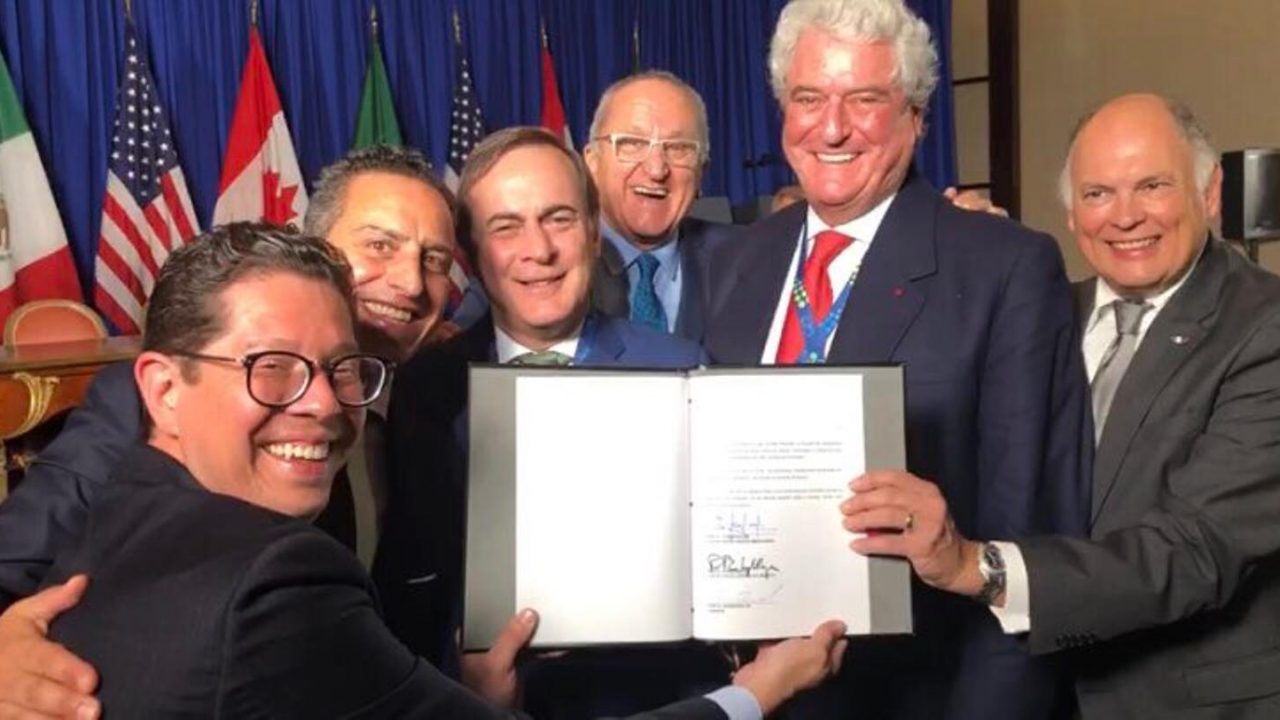 Cúpula empresarial celebra la firma del T-MEC