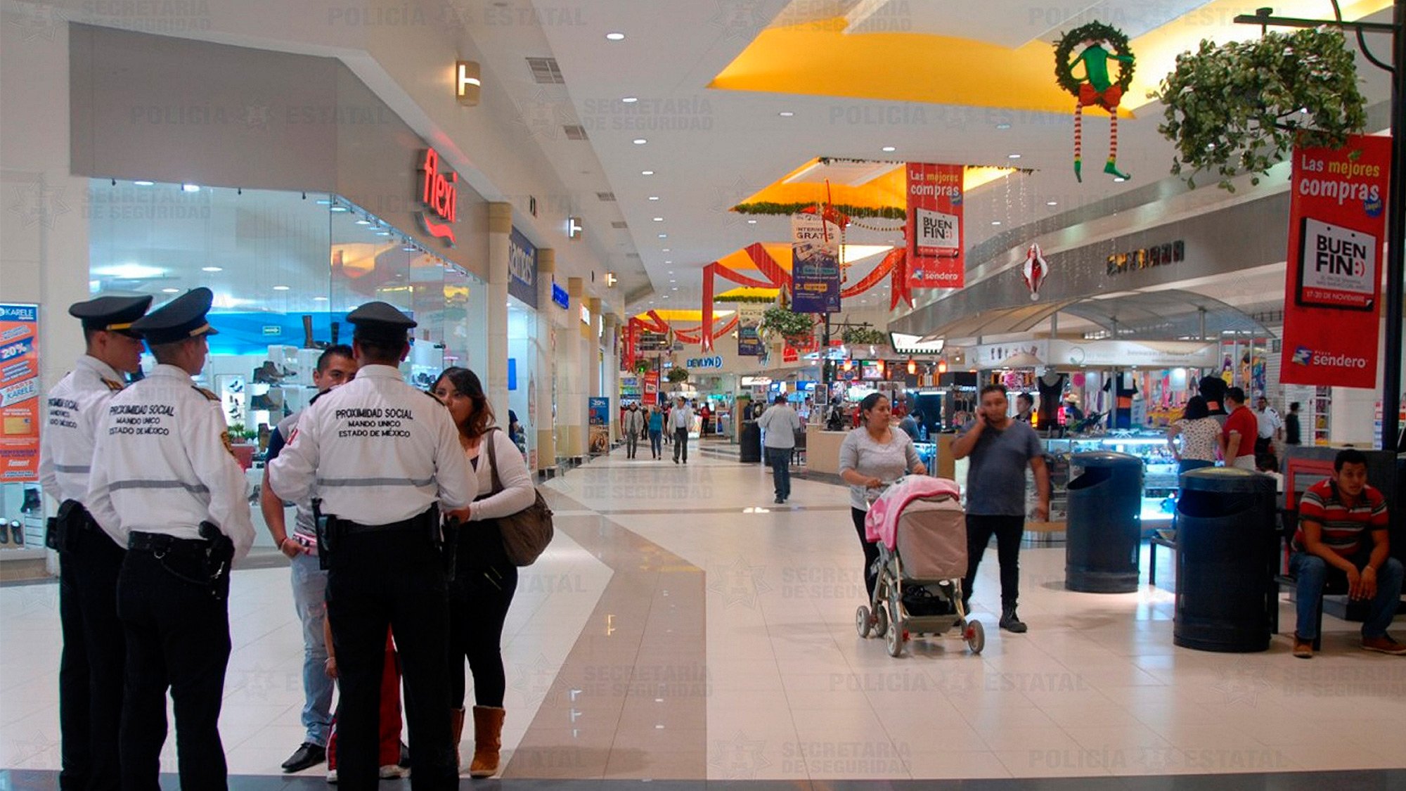 CDMX reabre autocinemas; analiza apertura de centros comerciales el 1 de febrero