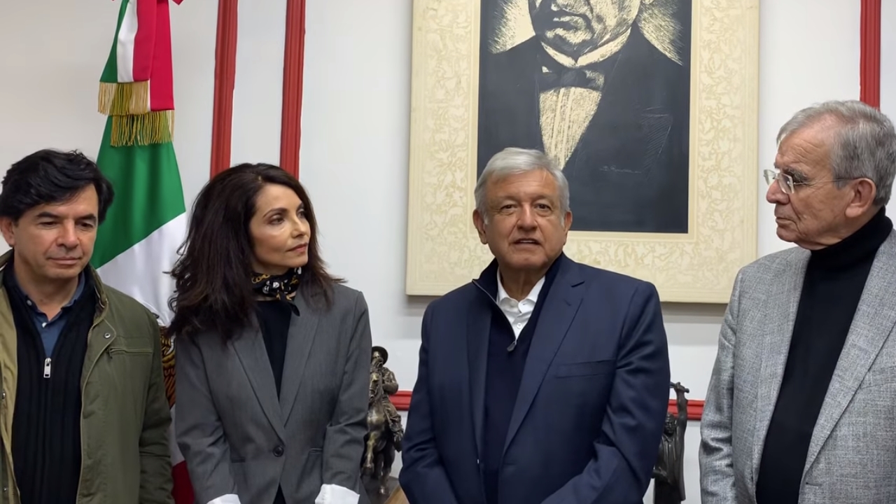 AMLO alista convocatoria para ‘constitución moral’ para el 26 de noviembre