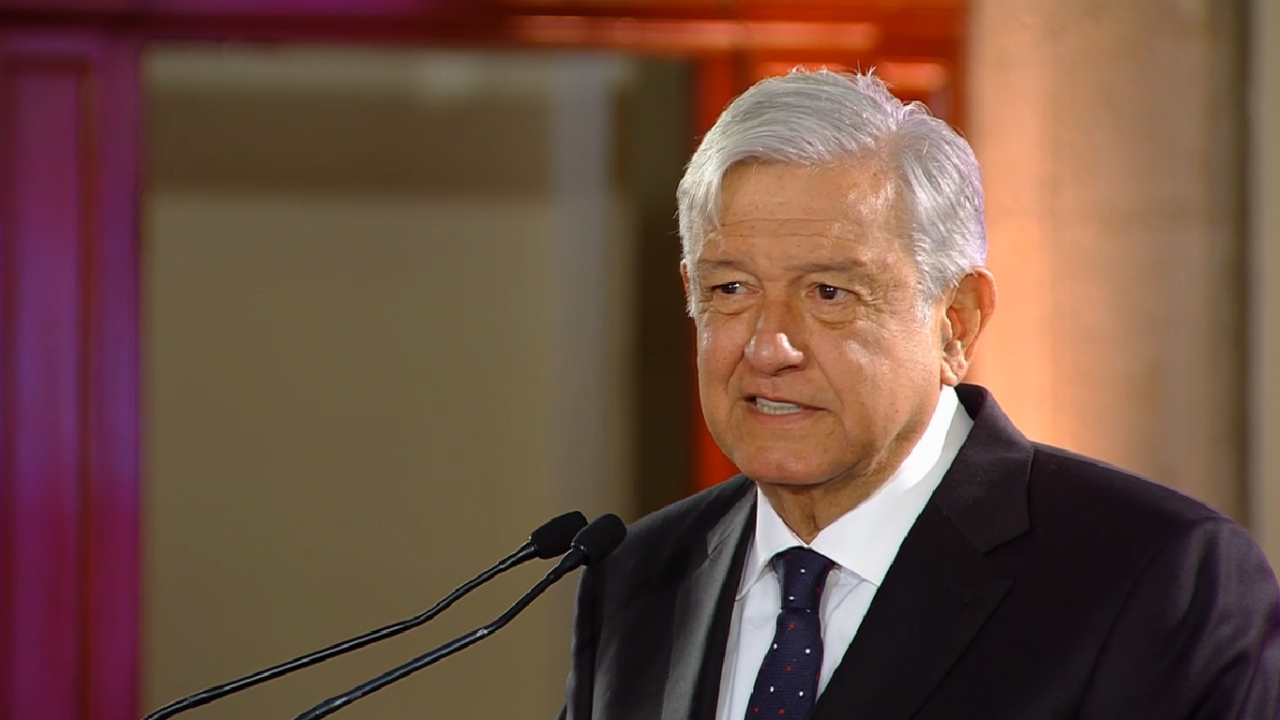 López Obrador pide fortalecer los valores a través de la lectura