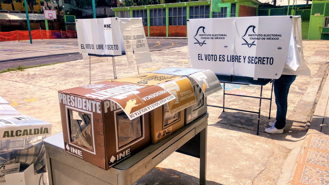 INE cierra candidaturas a deudores de pensión alimenticia y acosadores
