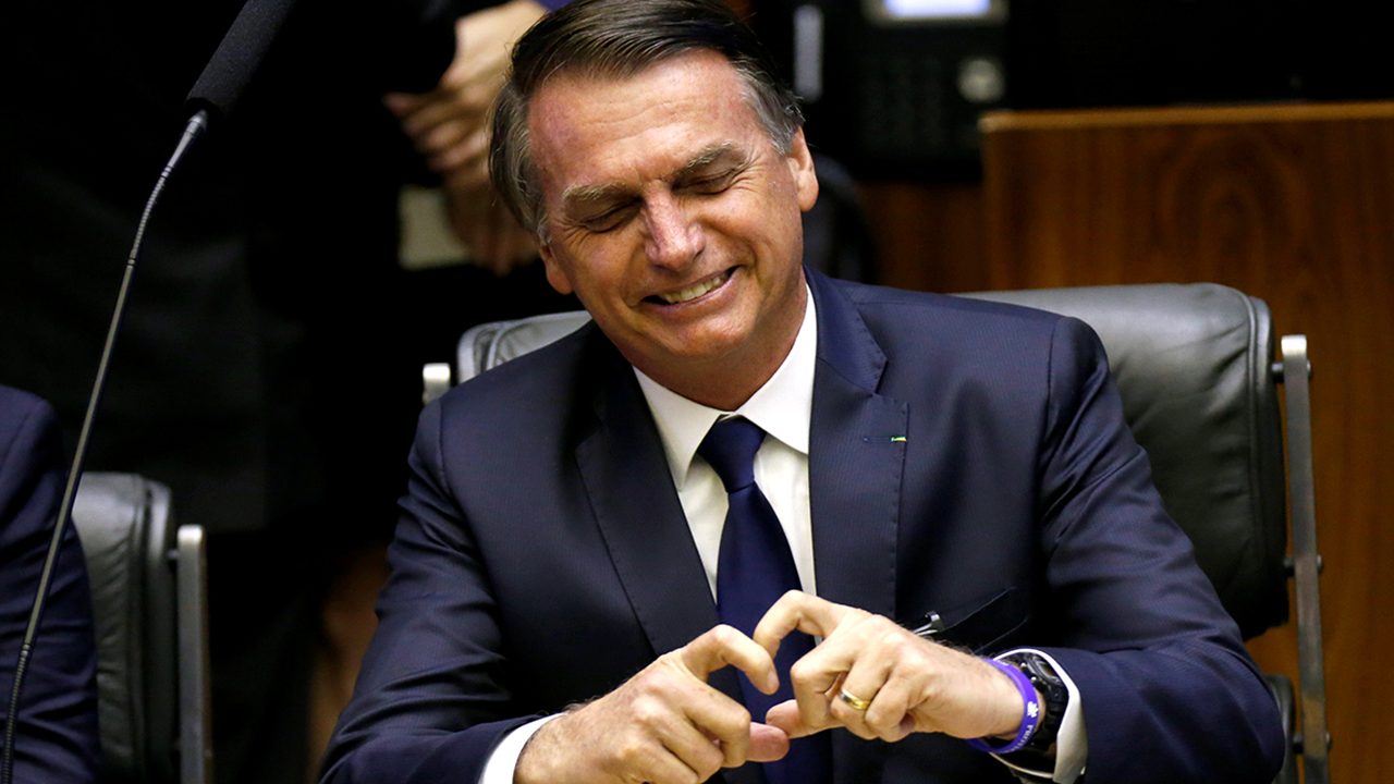 Bolsonaro toma protesta como presidente de Brasil