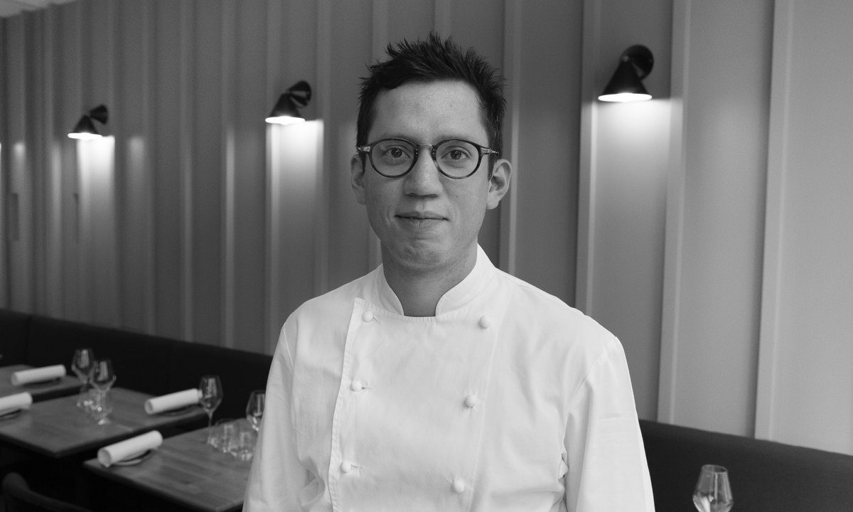 Él es Indra Carrillo, el chef mexicano que ganó una estrella Michelin en París