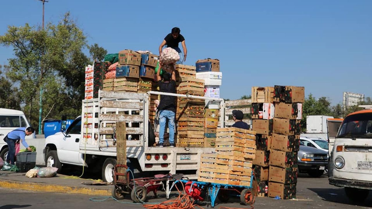 90,000 toneladas de alimentos en peligro por desabasto de gasolina