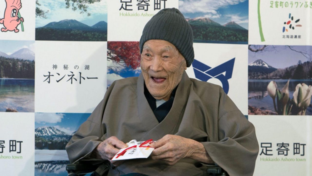 Muere el hombre más viejo del mundo a los 113 años