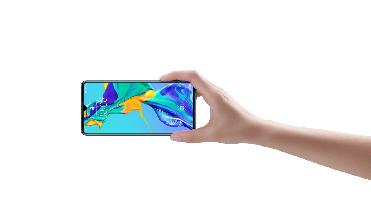 Huawei presenta en París su nueva familia de smartphones P30