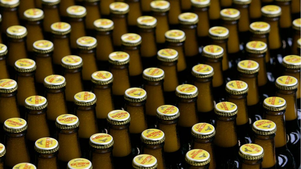 AB inBev alcohol OMS