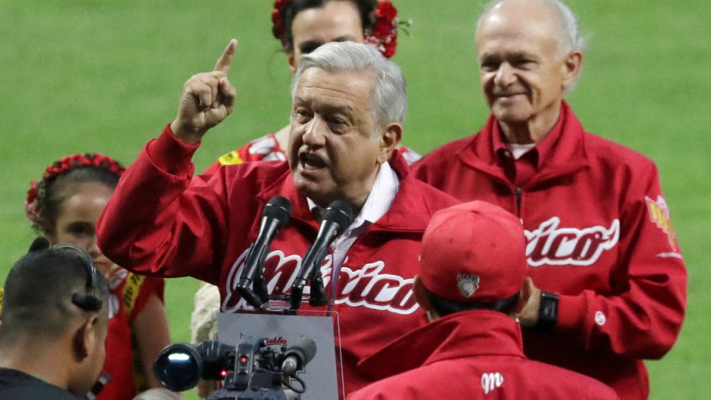 AMLO-beisbol