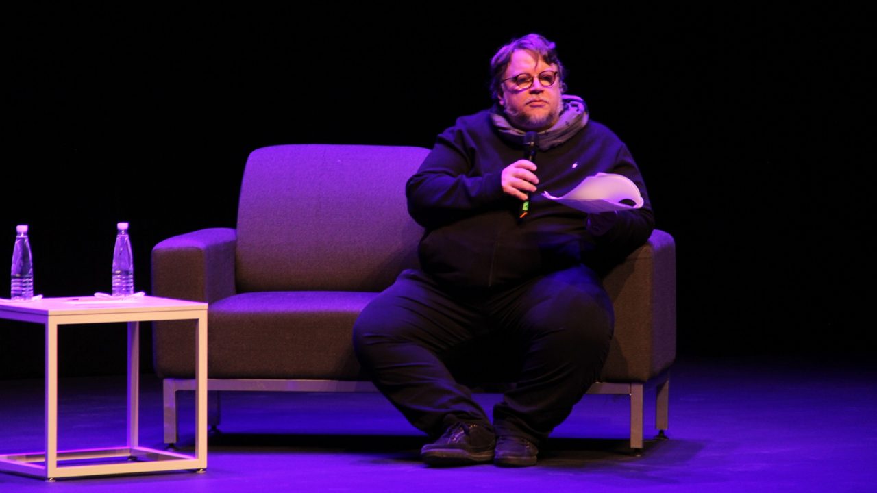 Piden dar a Guillermo del Toro la medalla Belisario Domínguez