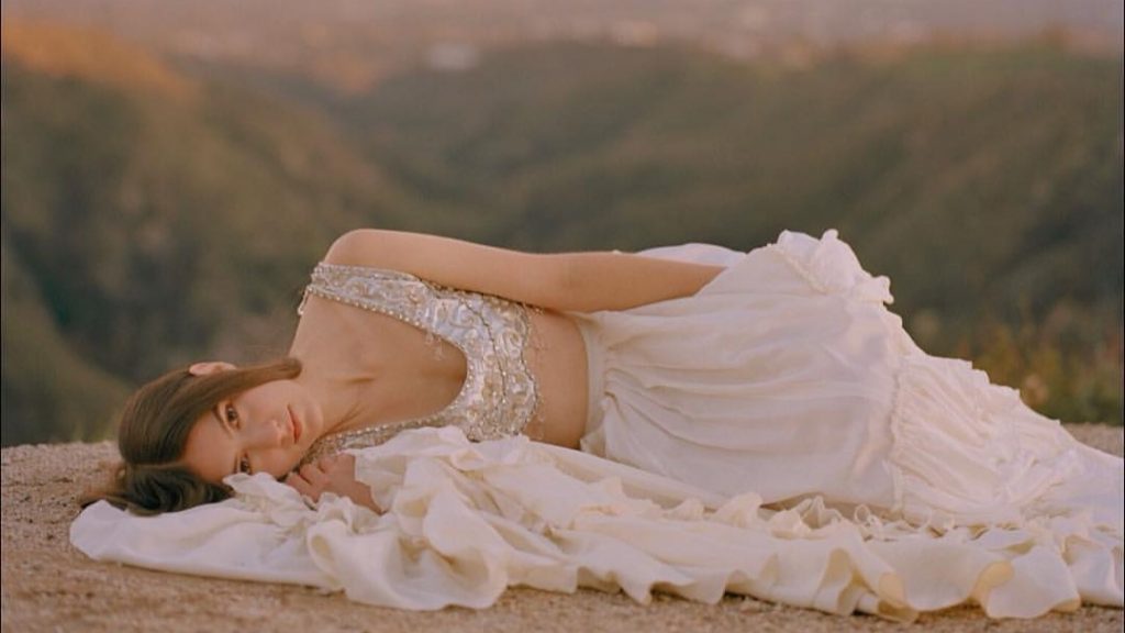 “Titanic Rising” de Weyes Blood