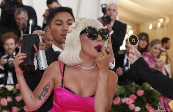 ¿ARTPOP II en camino? Lady Gaga se manifiesta en twitter y causa sensación