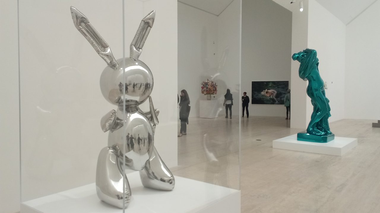 Jeff Koons deja al desnudo el verdadero valor de su obra