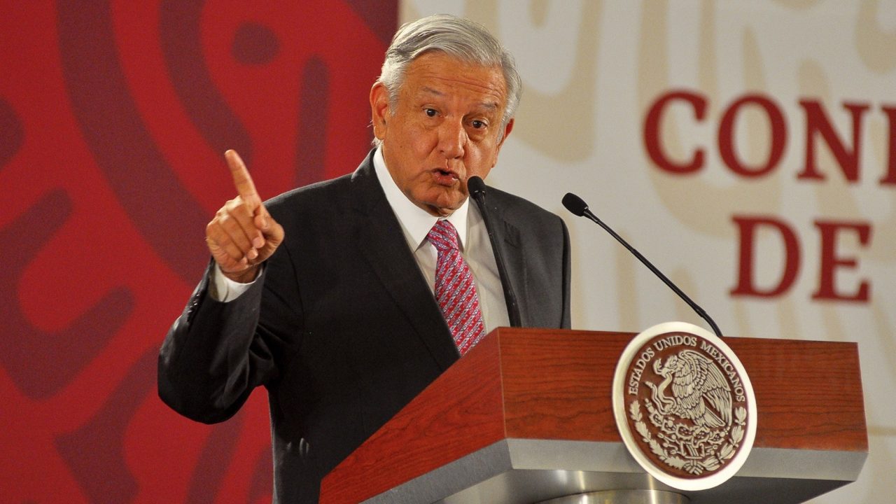 AMLO advierte: si empresas quiebran, los dueños deben asumir la responsabilidad