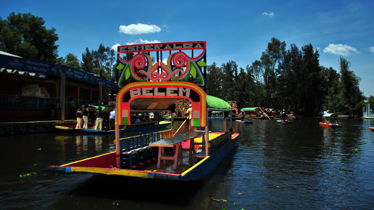 Las trajineras de Xochimilco tienen nuevo ‘reglamento’ para consumo de alcohol