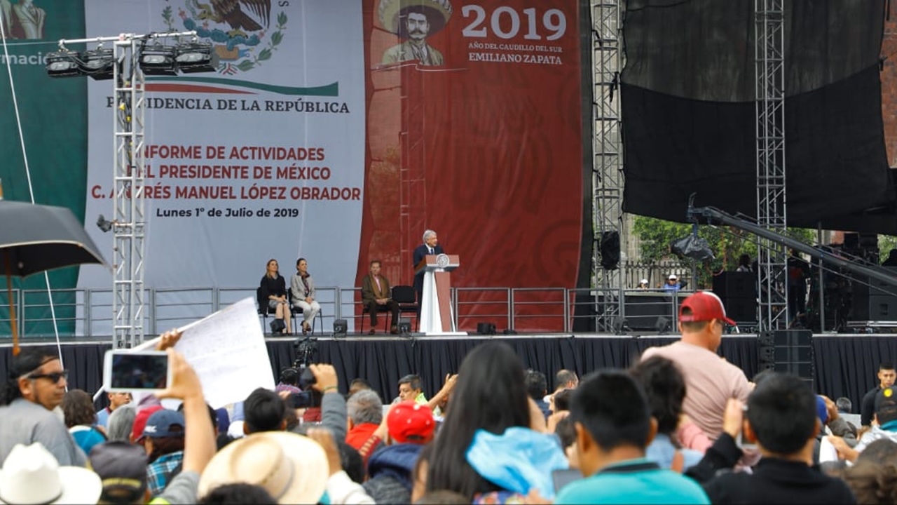 López Obrador: reencuentro con la plaza pública