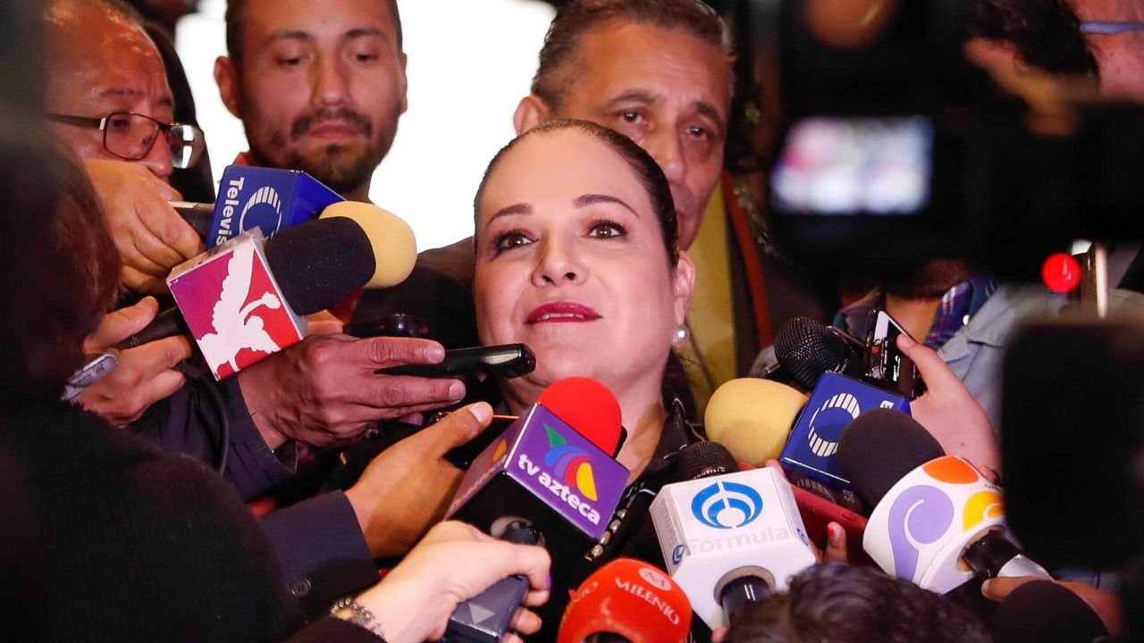 Senadores eligen a Mónica Fernández como presidenta de Mesa Directiva