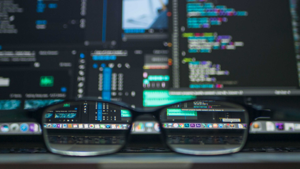Hacker puede “apagar 25,000 autos” con solo presionar un botón
