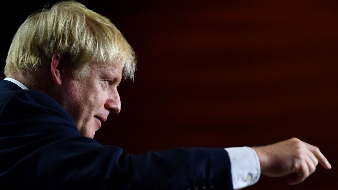 Líder británico envía carta no firmada a la UE pidiendo aplazamiento del Brexit