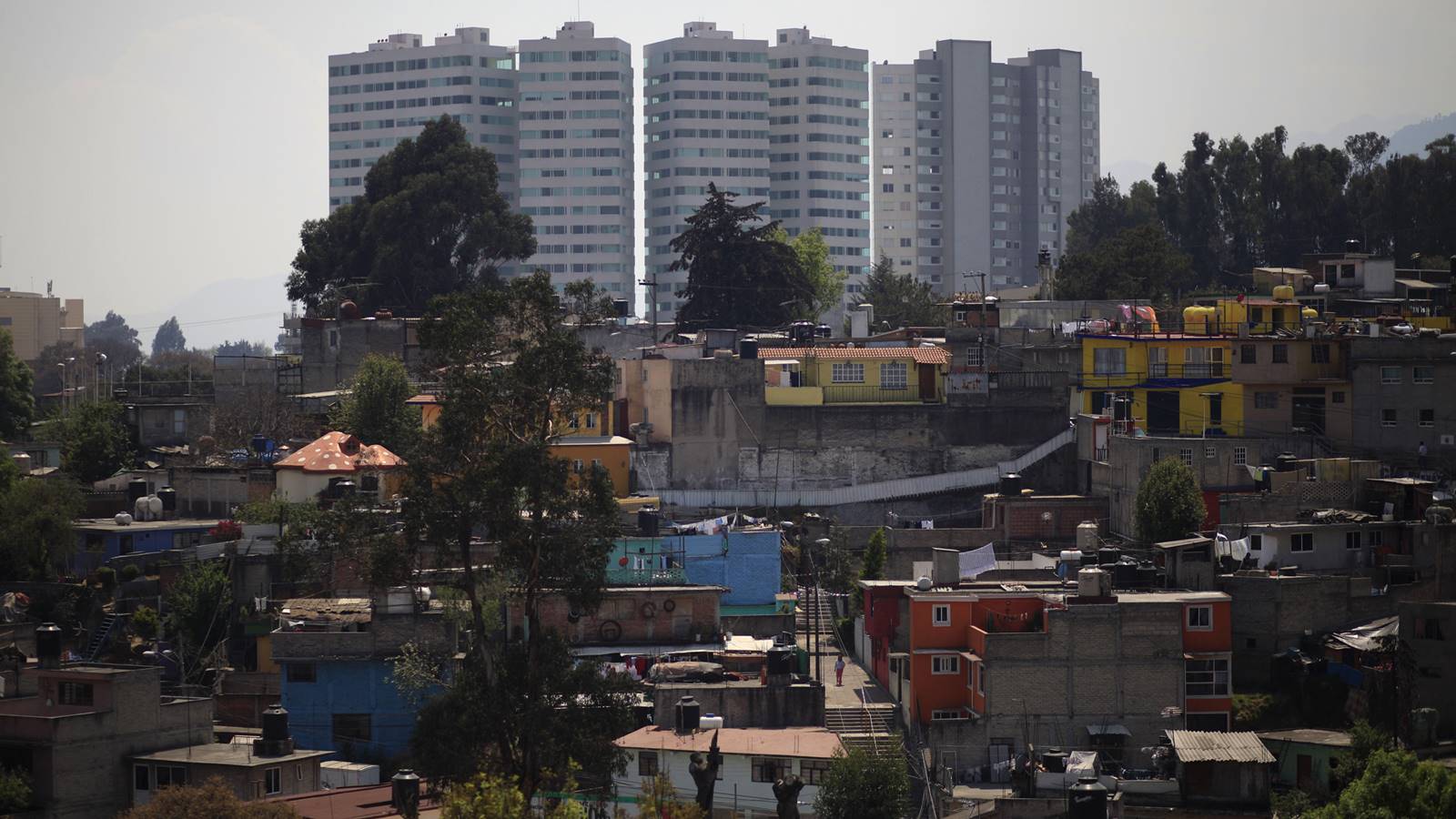 México, país rico de Latinoamérica con salarios muy pobres 