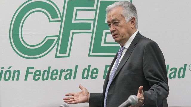 CFE se alista para batallas legales en materia de competencia económica •  Forbes México