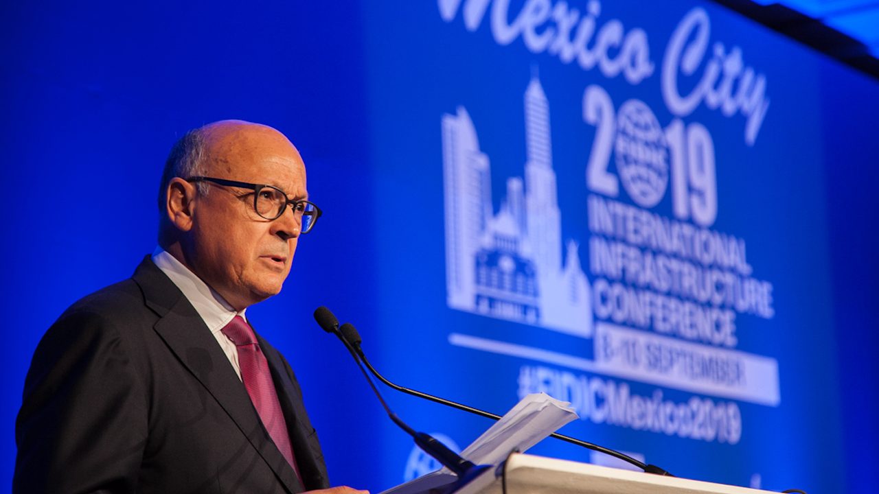 México, con potencial mundial en la industria de la infraestructura: FIDIC