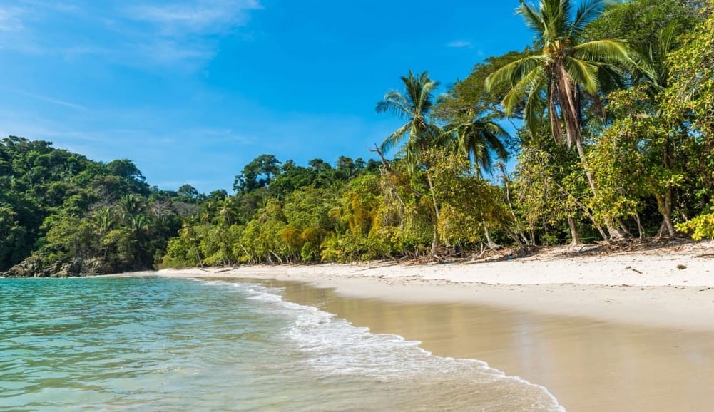 Playa Manuel Antonio, la joya escondida de Costa Rica