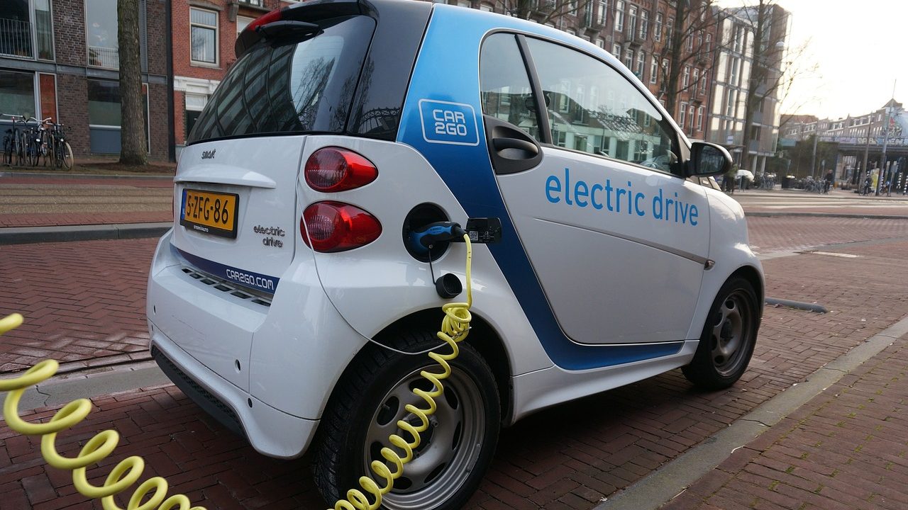 Autos eléctricos, trenes y bicicletas: así será el tráfico ecológico en Europa