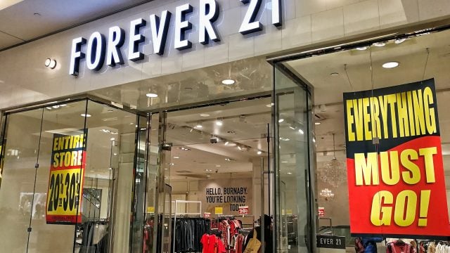 Forever 21 ya comenzó a cerrar tiendas por bancarrota… también en México •  Negocios • Forbes México