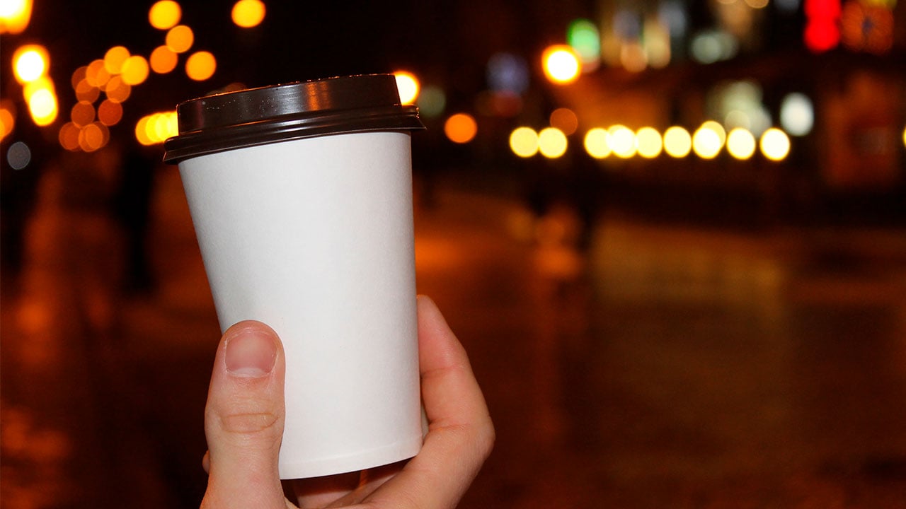 Vasos de café contaminan más de lo que se piensa: estudio