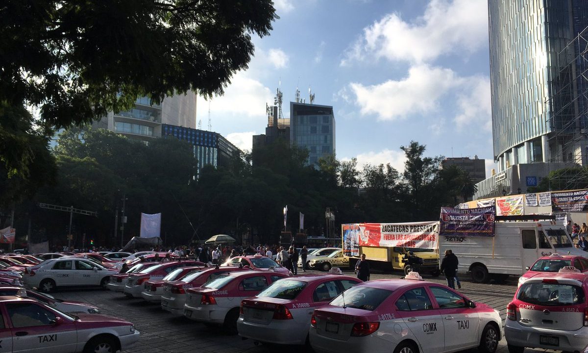 ¿Atrapado por las protestas de taxistas en CDMX? Escapa por estas rutas