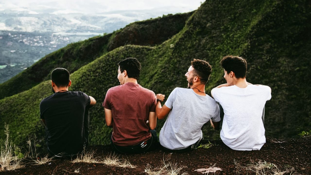Noviembre: del “Día Internacional del Hombre” al “Mes de las masculinidades positivas”