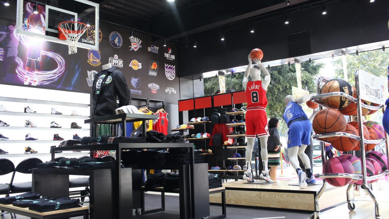 La NBA abre su primera tienda oficial en la Ciudad de México
