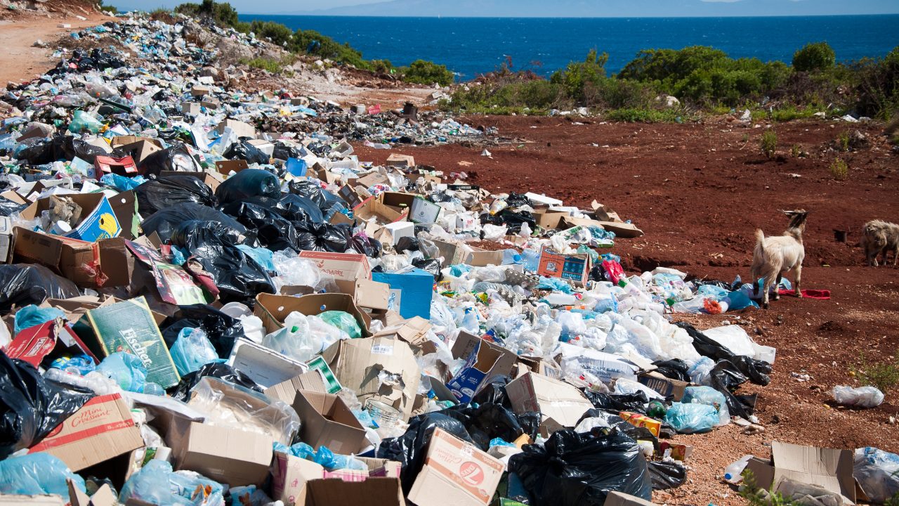 México recibiría toneladas de basura plástica de EU