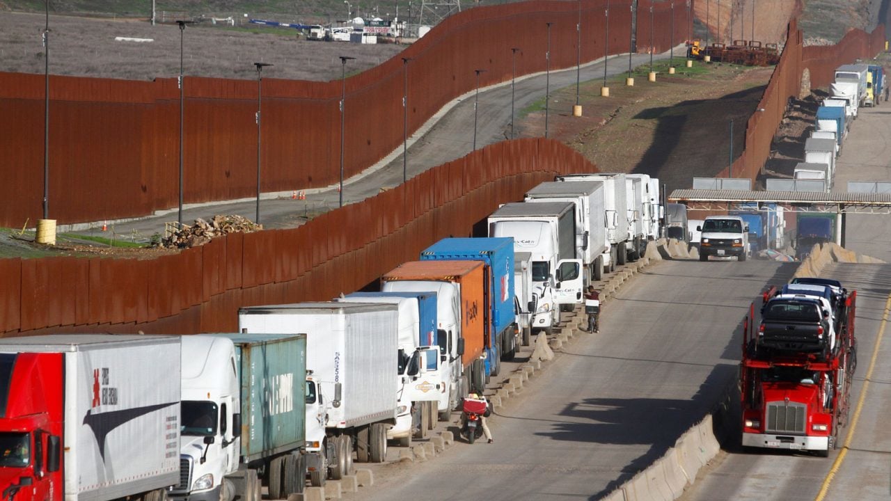 Paro de frontera con Texas genera impacto por 1,900 mdd en comercio de México y EU