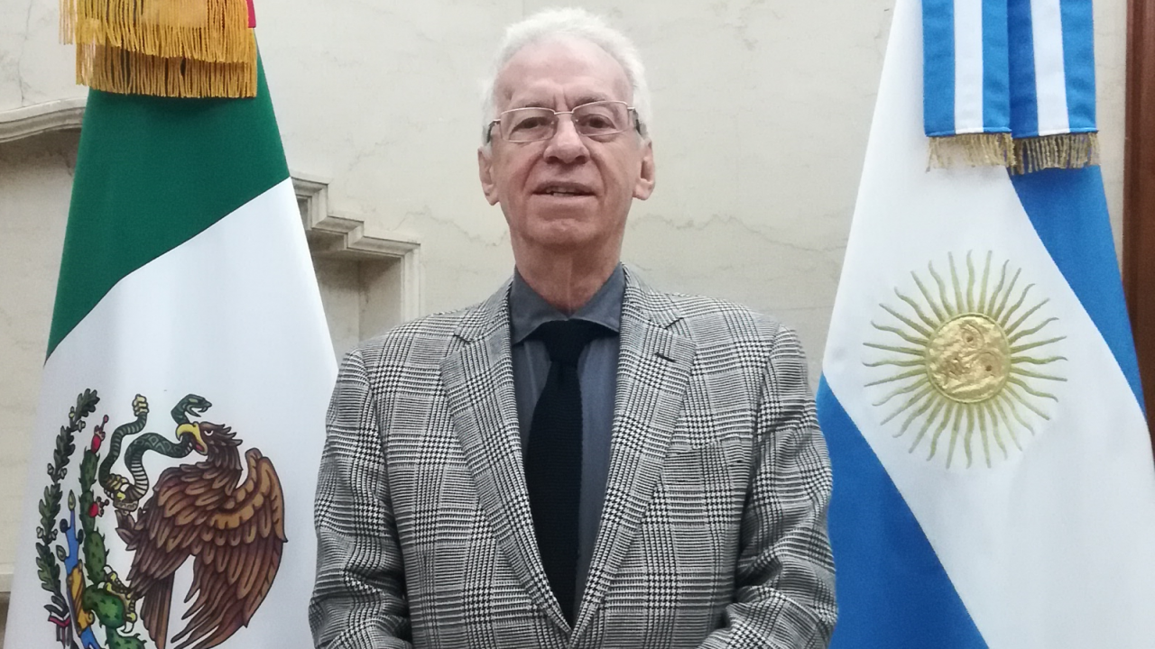 Renuncia embajador de México en Argentina ‘por motivos de salud’