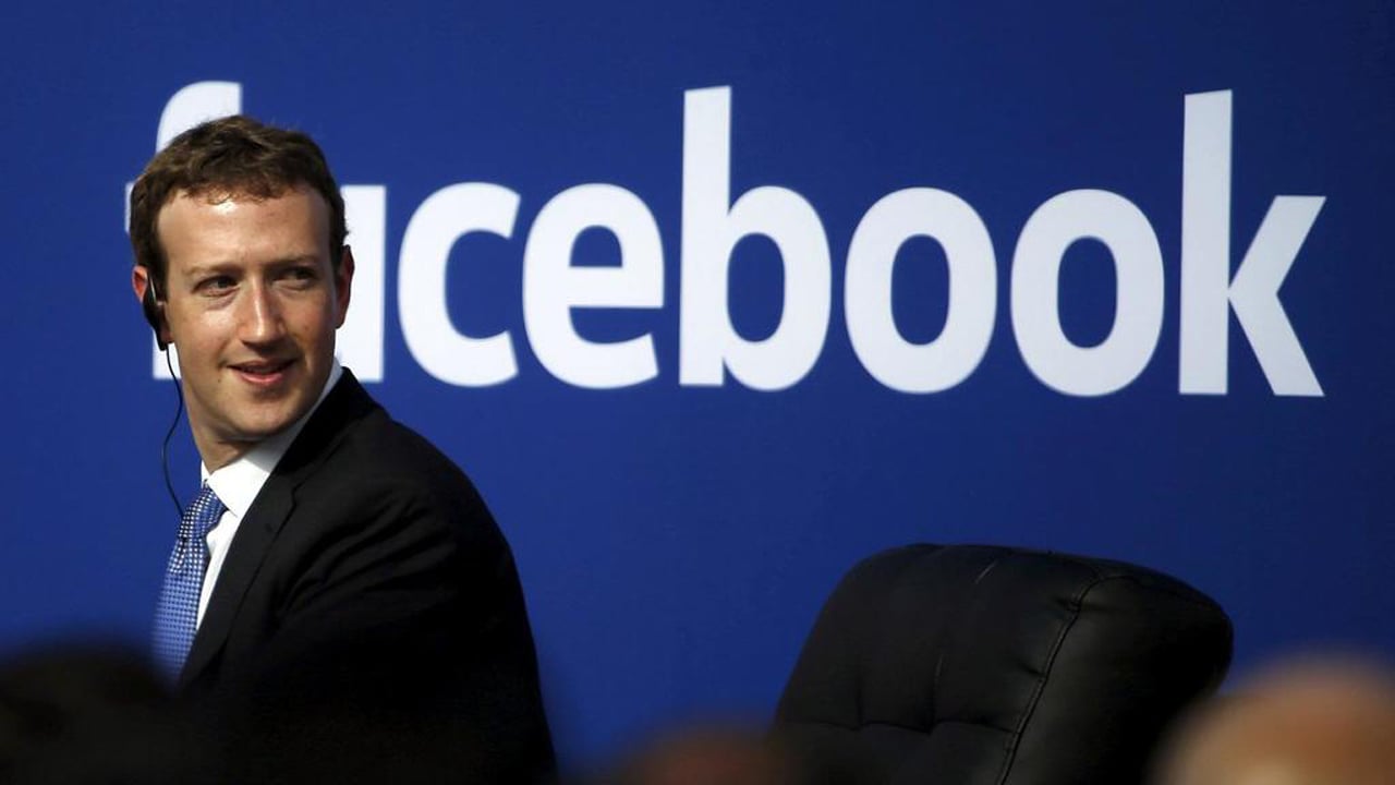 Zuckerberg promete mejorar privacidad de Facebook tras acuerdo por filtrar datos biométricos