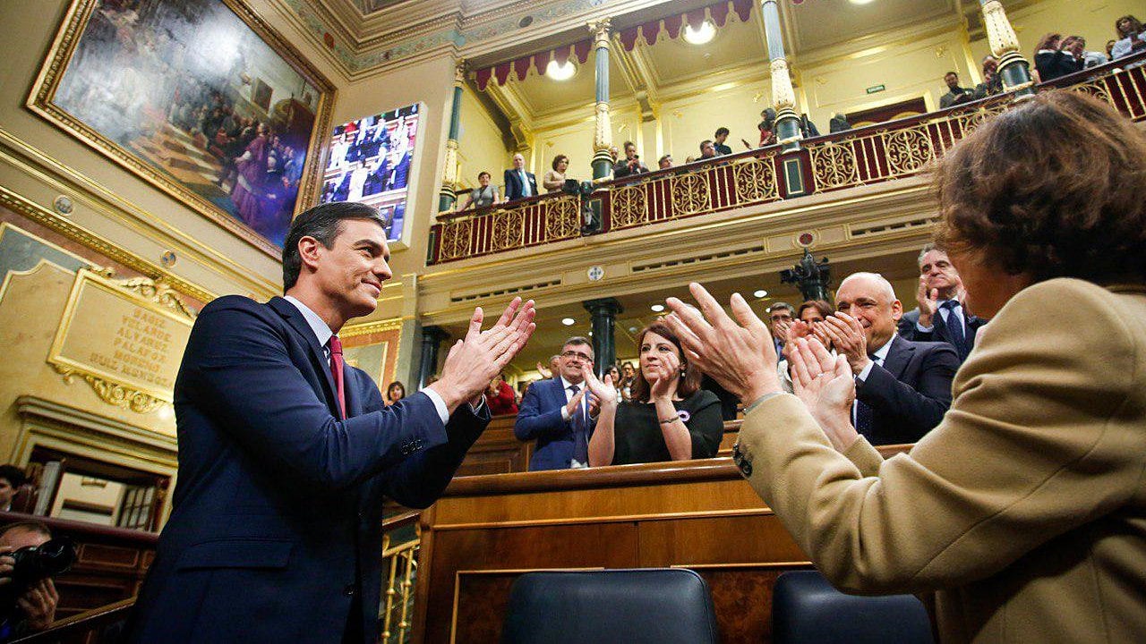 Pedro Sánchez es investido como presidente del gobierno español