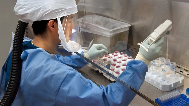 laboratorio secuencia genómica covid gripe