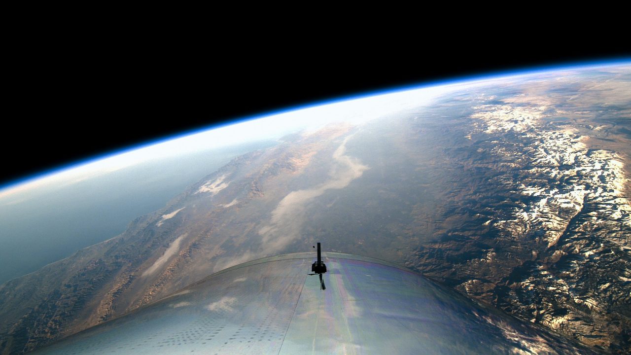 Acciones de Virgin Galactic se disparan en medio de una carrera espacial