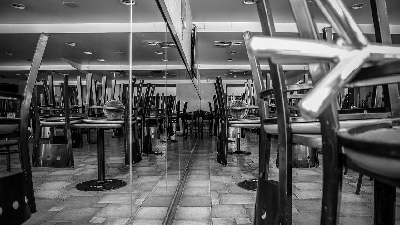 Por emergencia sanitaria, a partir de mañana cierran centros comerciales en CDMX