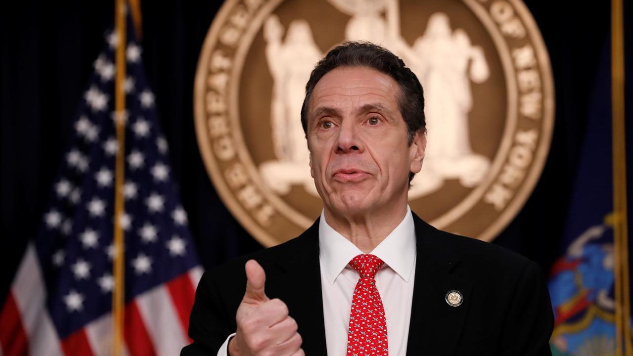 Nuevos casos de Covid-19 en Nueva York proceden de personas que salen de sus casas: Cuomo