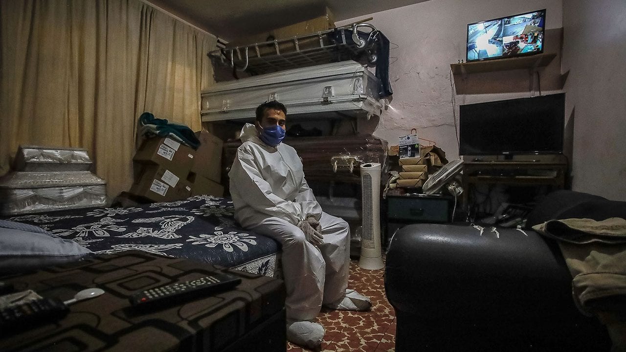 Cifras ocultas en muertes por Covid-19 en CDMX; serían 3 veces más, reporta el NYT