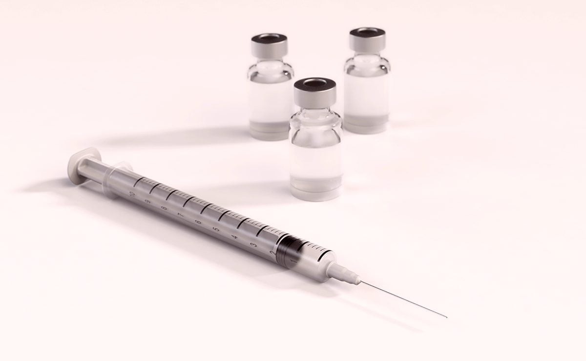 CDMX alista casi 2 millones de vacunas contra influenza; prevé choque con Covid-19