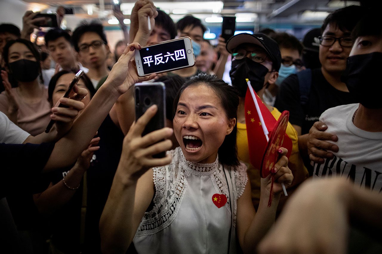 Hong Kong Reuters Pulitzer Prize for Breaking News Photography
