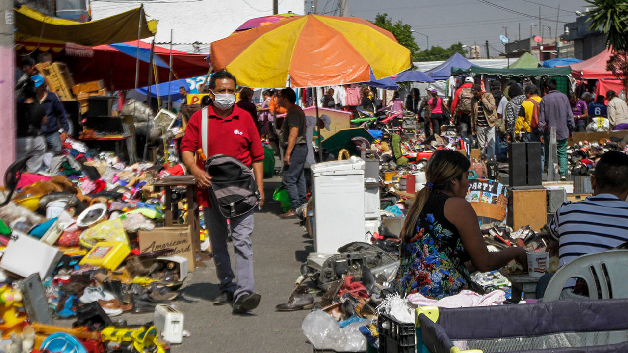 SAT visitará mercados y tianguis para formalizar a los vendedores