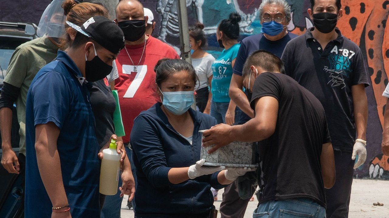 Iztapalapa tiene más casos de Covid-19 que 118 países