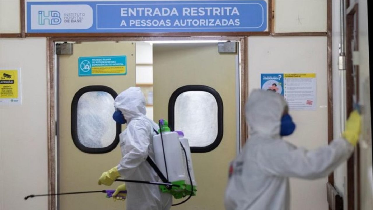 Brasil llega a un acuerdo para tener 100 millones de vacunas contra el COVID-19