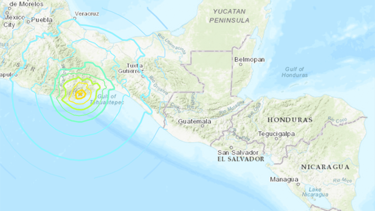 Conagua descarta tsunami; Marina monitorea subida en nivel del mar