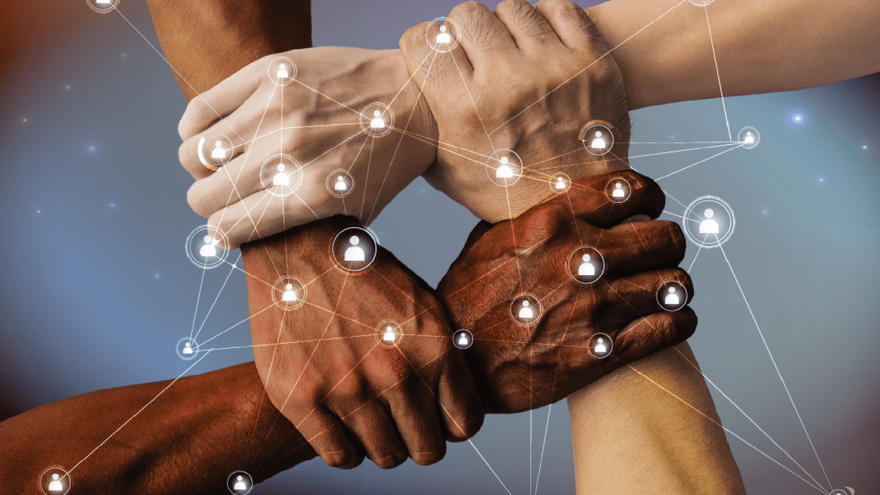 La humanidad en el centro de la incertidumbre