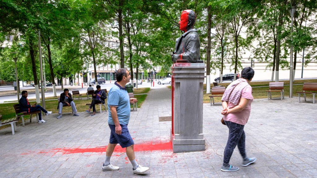 Estatua Monumentos protestas Black lives matters Virginia Belgica